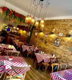 Italian Restaurant London – La Casetta Cafe